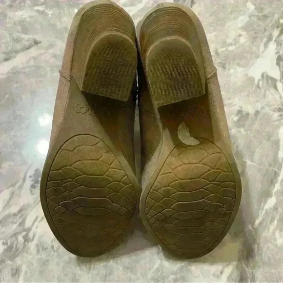 Carlos by Carlos Santana Women's Daisy Block-Heel Booties Doe Beige Size 8M - Picture 13 of 13